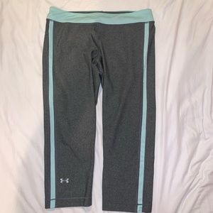 Under Armour Capri Leggings size Large